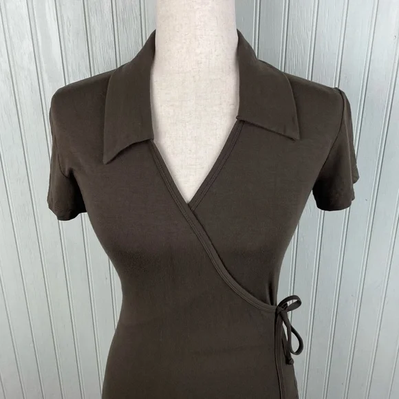 Vintage Y2K Rampage Brown Wrap Front Collared Tee Short Sleeves Size Small Fairy - Picture 3 of 9